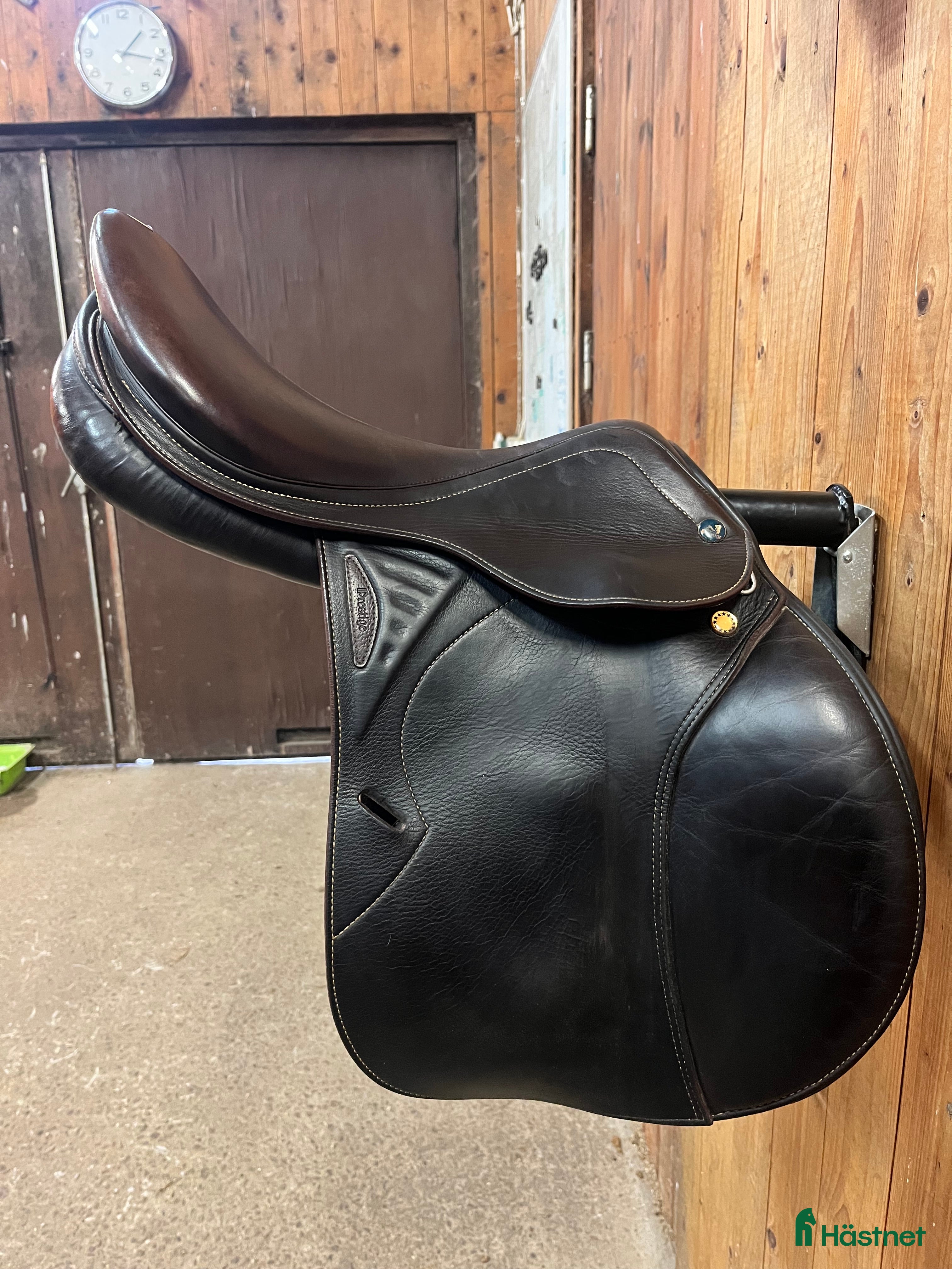 Sadlar hästutrustning Prestige Versailles new D i Helsingborg - Annons 1