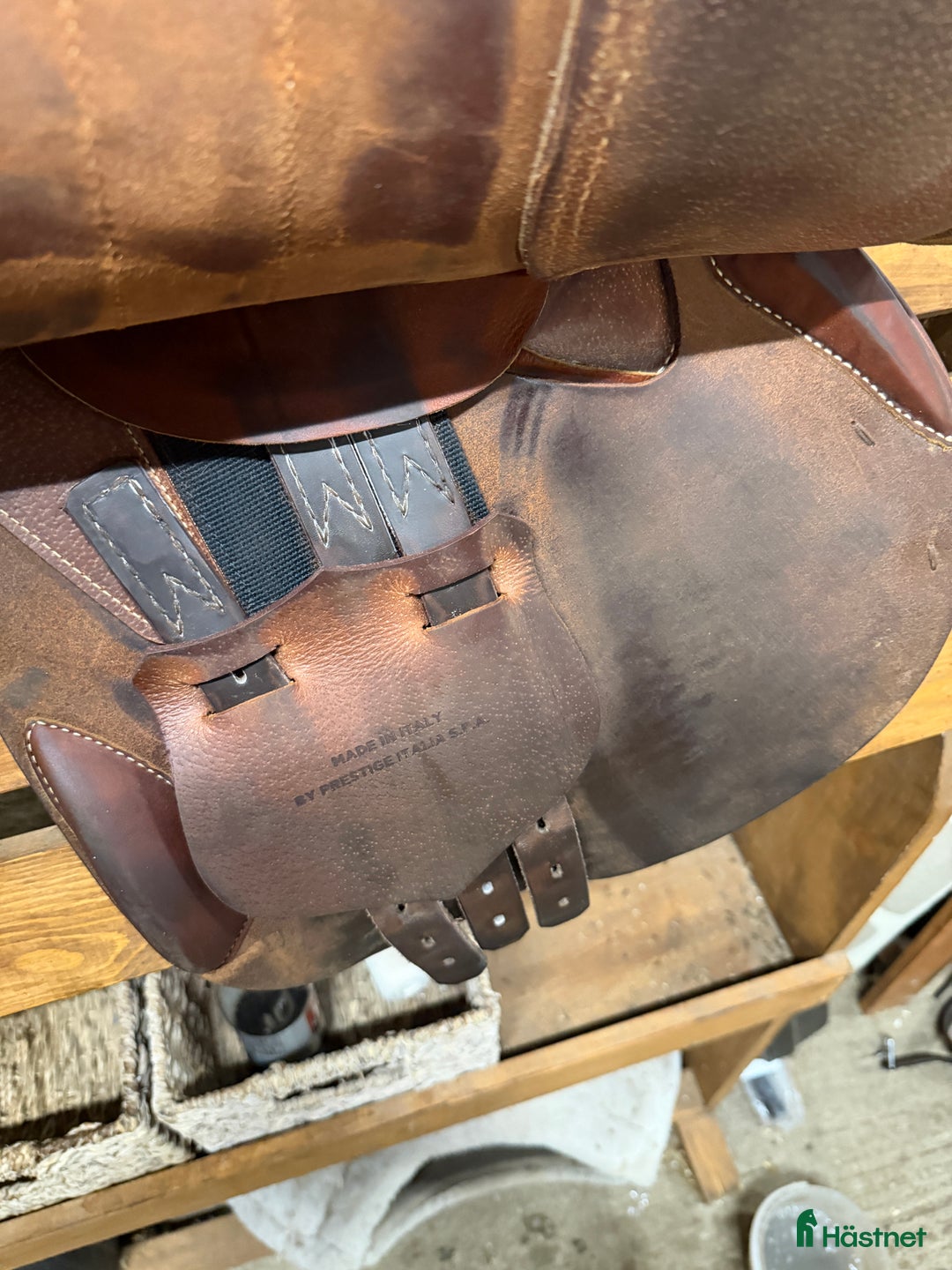 Sadlar hästutrustning till salu: Fin Renaissancesadel  i Brunskog - Annons 5