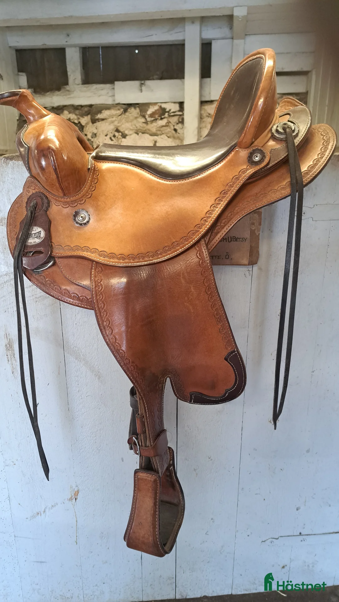 Sadlar hästutrustning till salu: Orthoflex westernsadel i Ljusterö - Annons 1