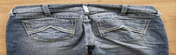 Ridbyxor ryttarutrustning till salu: Ariat jeans  - Annons 3
