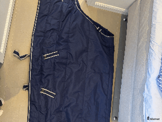 Täcken hästutrustning till salu: BUCAS QUILT STALLTÄCKE 300G - Annons 1