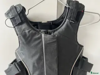 Säkerhetsvästar ryttarutrustning till salu: Säkerhetsväst crw - Annons 14