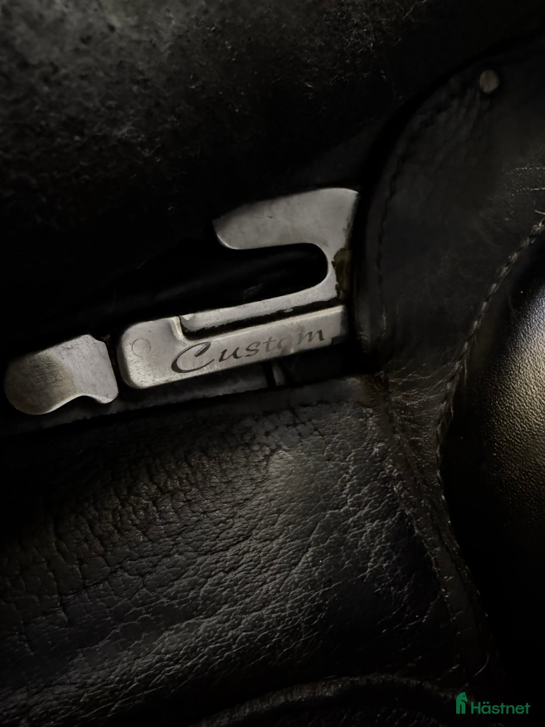 Sadlar hästutrustning till salu: Custom Coda Icon LR (17,5”, M/W) – Toppskick i Ekerö - Annons 14