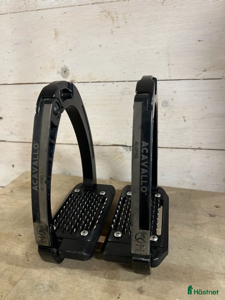 Stigbyglar hästutrustning Acavallo stigbyglar  i Bollnäs - Annons 1