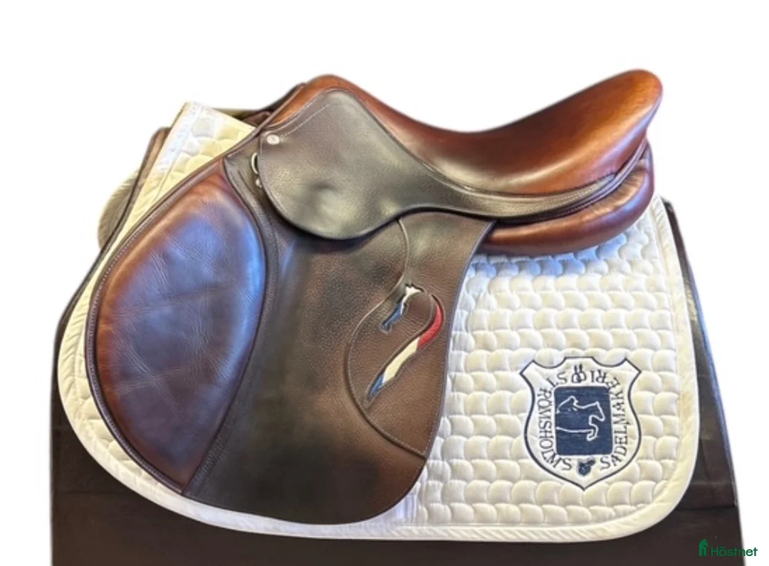 Sadlar hästutrustning till salu: Antares Connexion 17,5”/M i Strömsholm - Annons 1