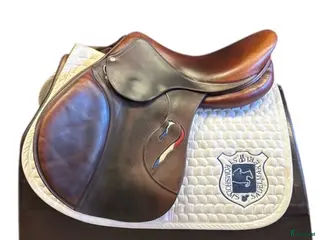 Sadlar hästutrustning till salu: Antares Connexion 17,5”/M i Strömsholm - Annons 2