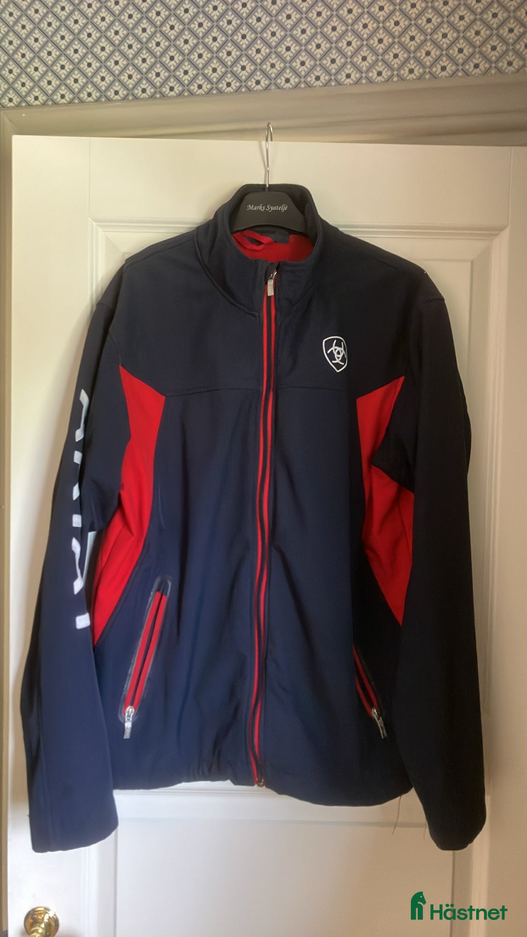 Jackor & Kavajer ryttarutrustning till salu: Ariat jacka i Värnamo - Annons 12