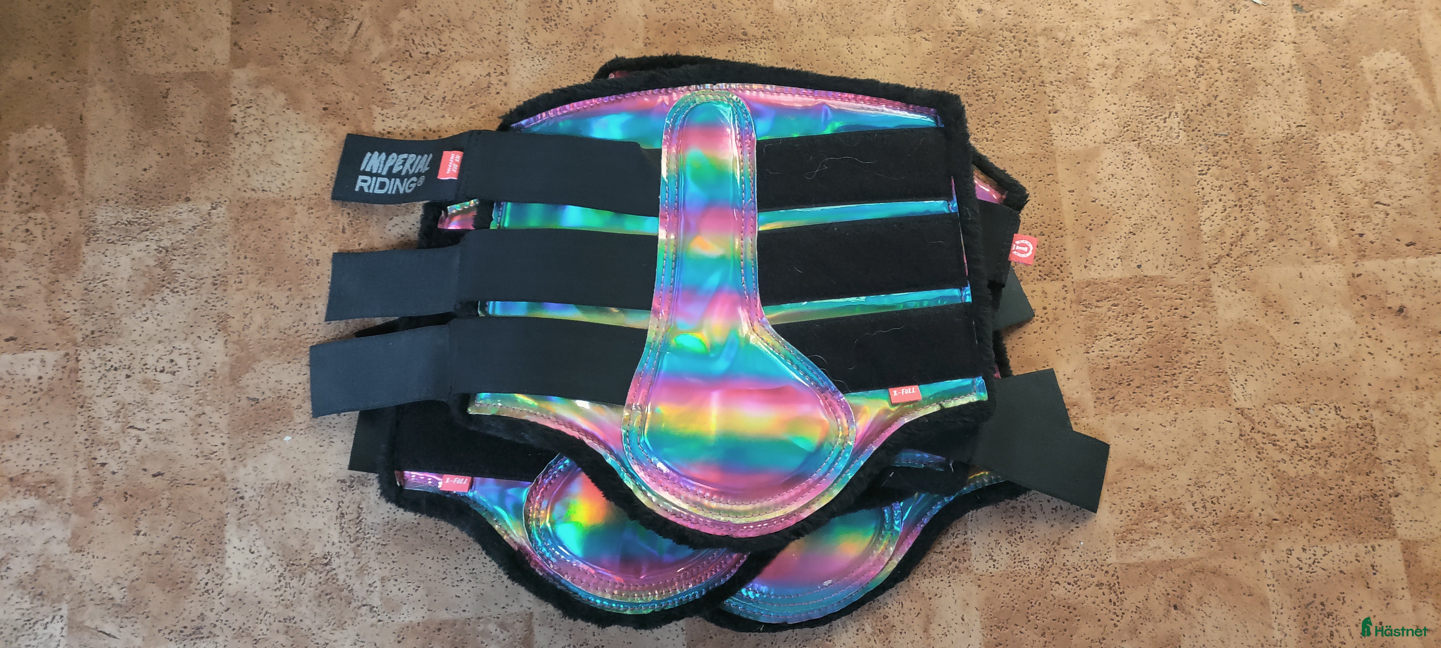 Benskydd hästutrustning till salu: Coola benskydd🌈🦄 i Motala - Annons 7