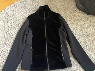 Jackor & Kavajer ryttarutrustning till salu: Fin tröja från ZacZess i Örebro - Annons 3