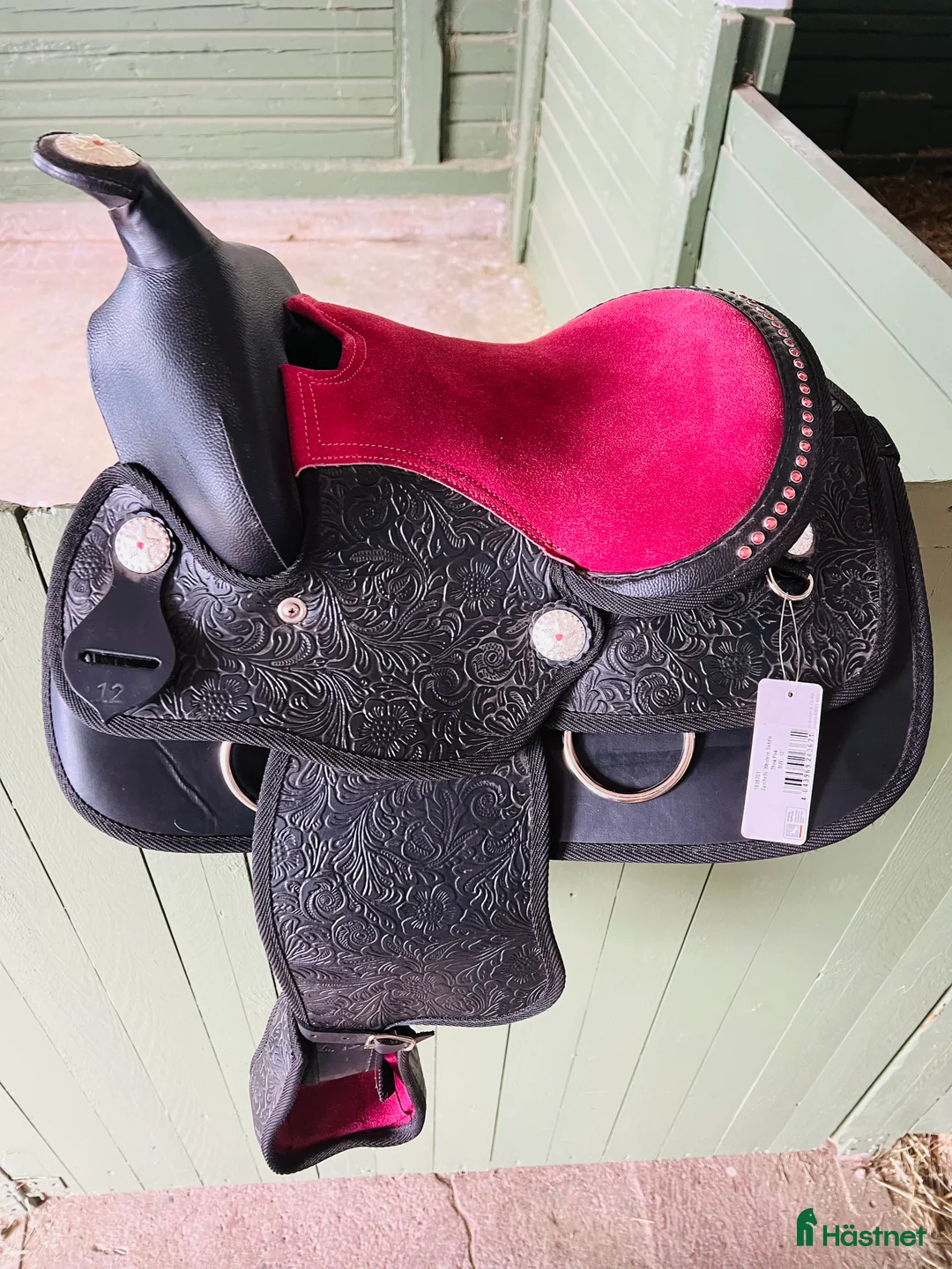 Sadlar hästutrustning till salu: Westernsadel för de minsta i Ringarum - Annons 2