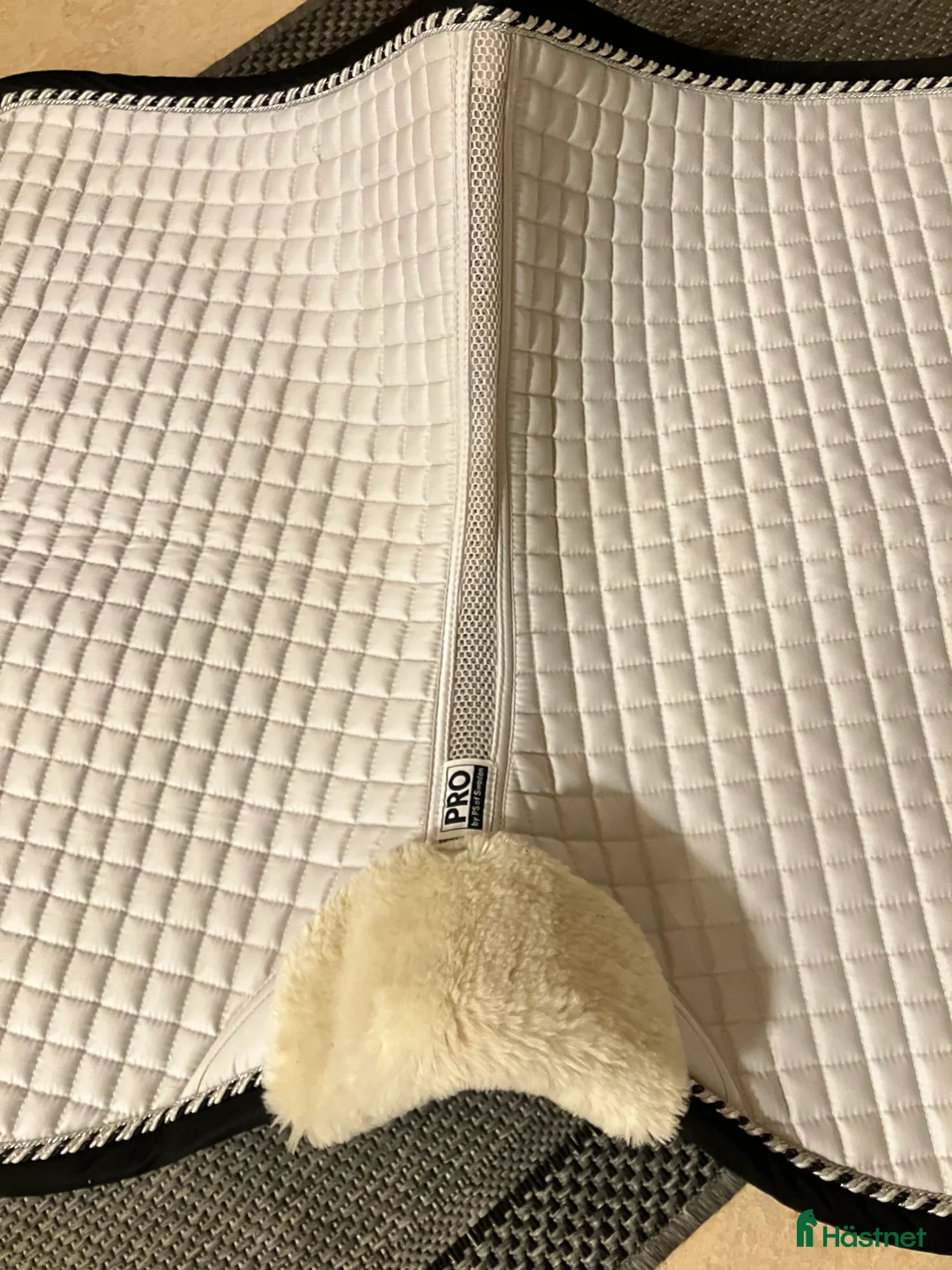 Sadeltillbehör hästutrustning till salu: Ps of sweden schabrak  - Annons 3