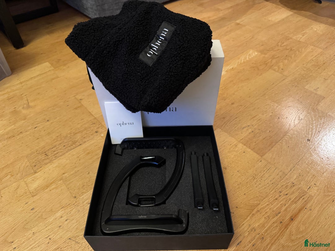 Stigbyglar hästutrustning till salu: Ophena säkerhetsstigbyglar  i Stockholm - Annons 1