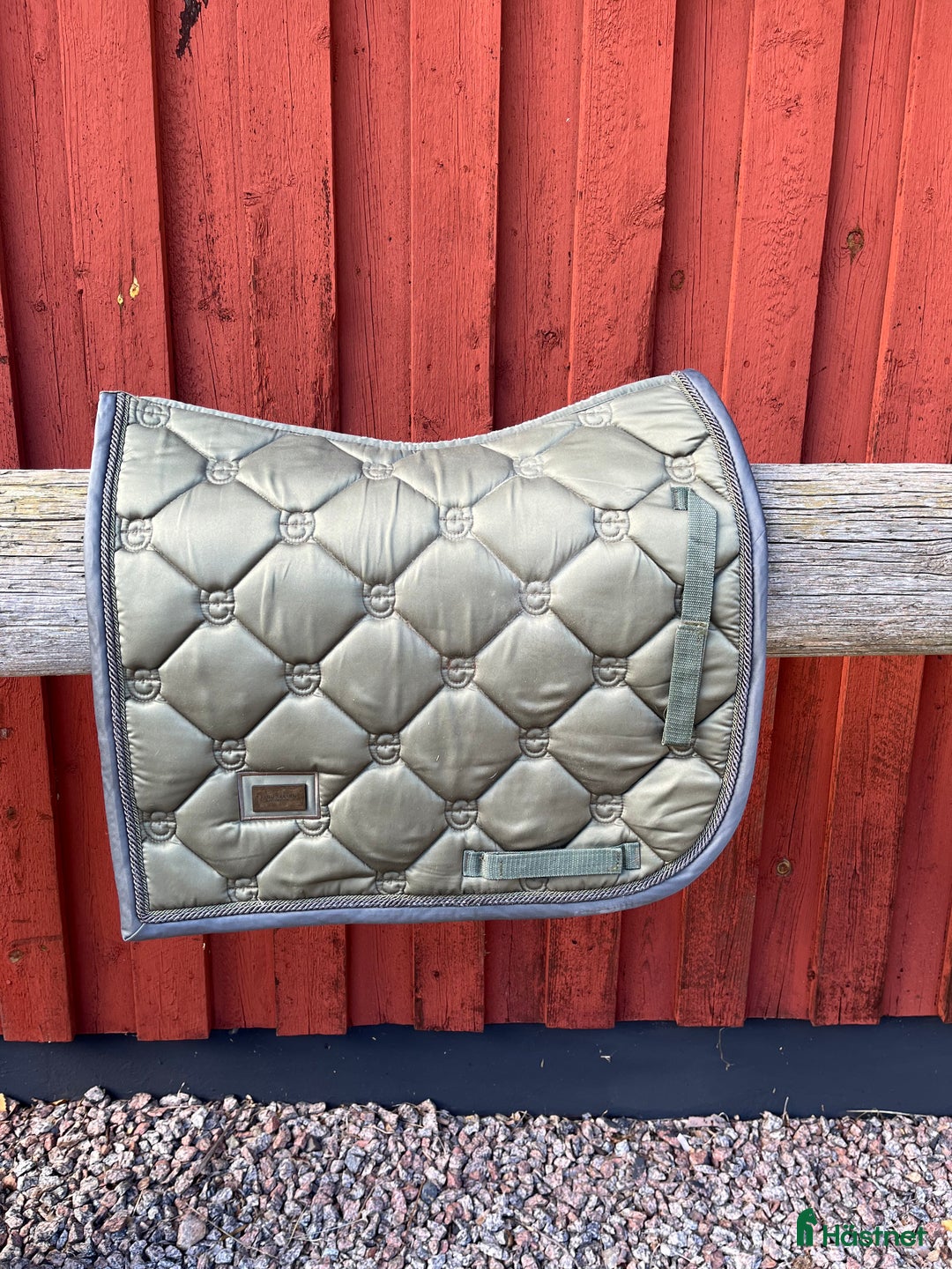 Schabrak & Vojlockar hästutrustning till salu: Grönt ES Schabrak  i Uppsala - Annons 2