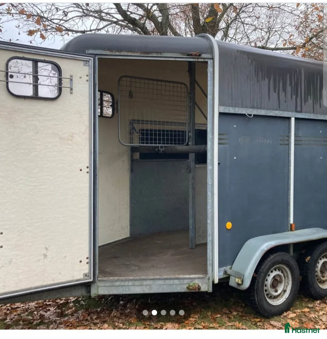 Hästtransporter  fordon & transport till salu: Fautras kvalitetssläp - Annons 2