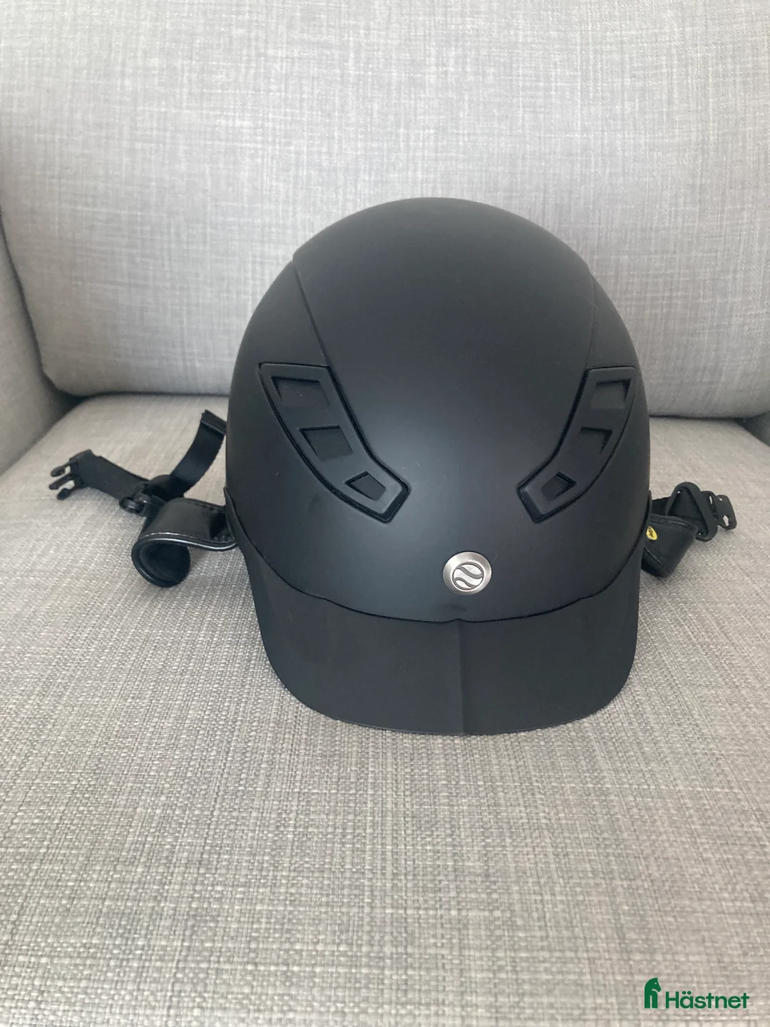Hjälmar ryttarutrustning till salu: Back on Track EQ3 Lynx MIPS strl M i Åkersberga - Annons 1