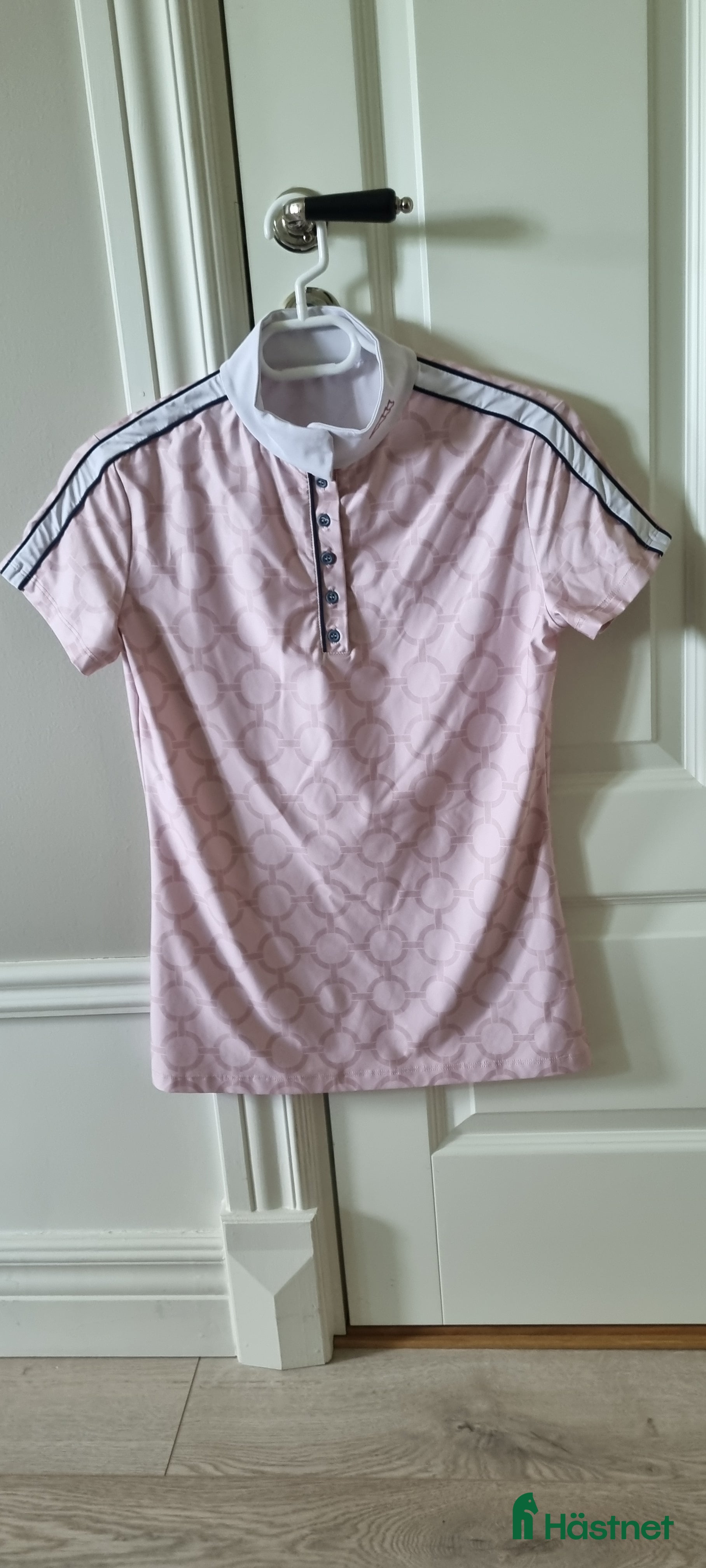 Övrigt Ridkläder ryttarutrustning till salu: Equiline tävlingstopp i Sölvesborg - Annons 19