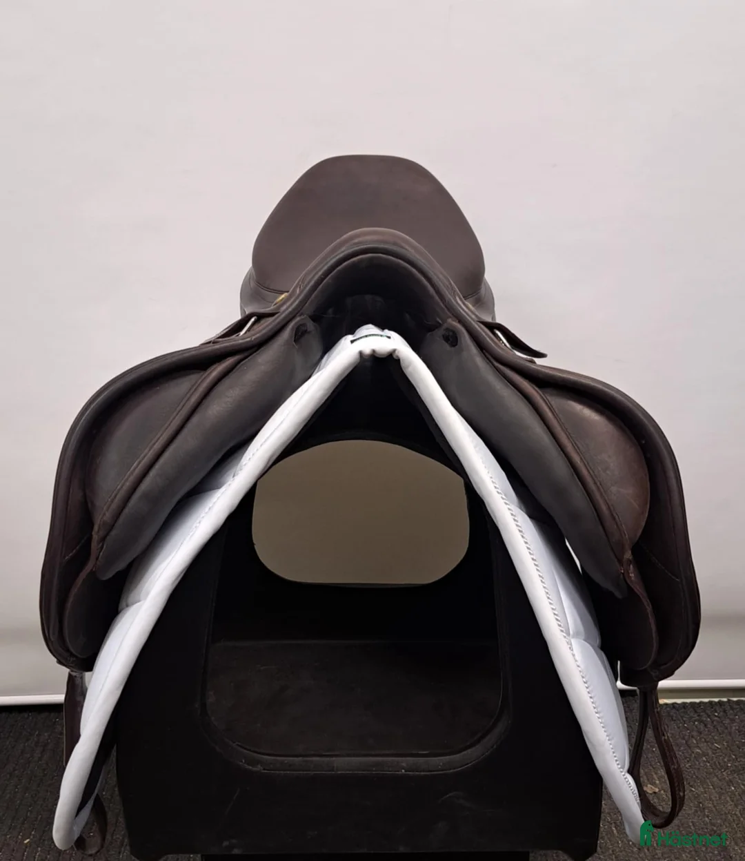 Sadlar hästutrustning till salu: Prestige Roma Jump i Färnäs - Annons 2