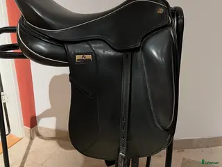 Sadlar hästutrustning Svart dressyrsadel Sommer special - Annons 13