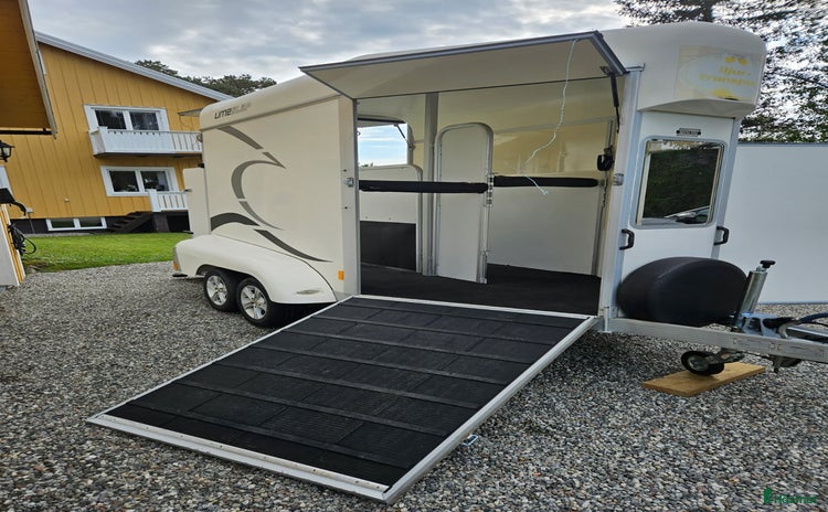 Hästtransporter  fordon & transport till salu i Frösön - Annons 6