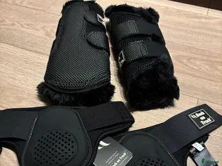 Benskydd hästutrustning Oanvända benskydd från Back on Track i Sollerön - Annons 22