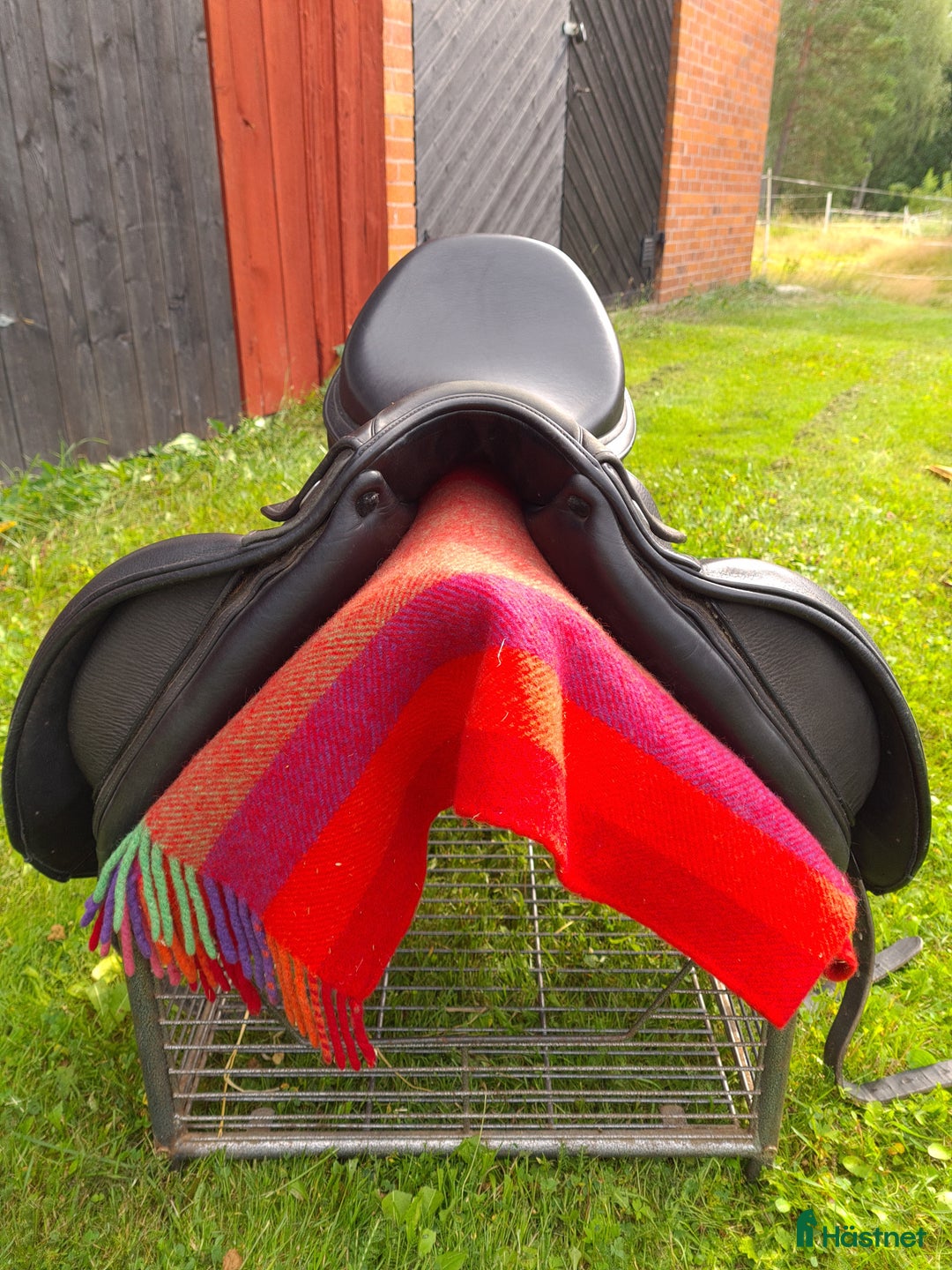 Sadlar hästutrustning till salu: Lippo Azzario Alto 17,5 W, svart i Bergshamra - Annons 3