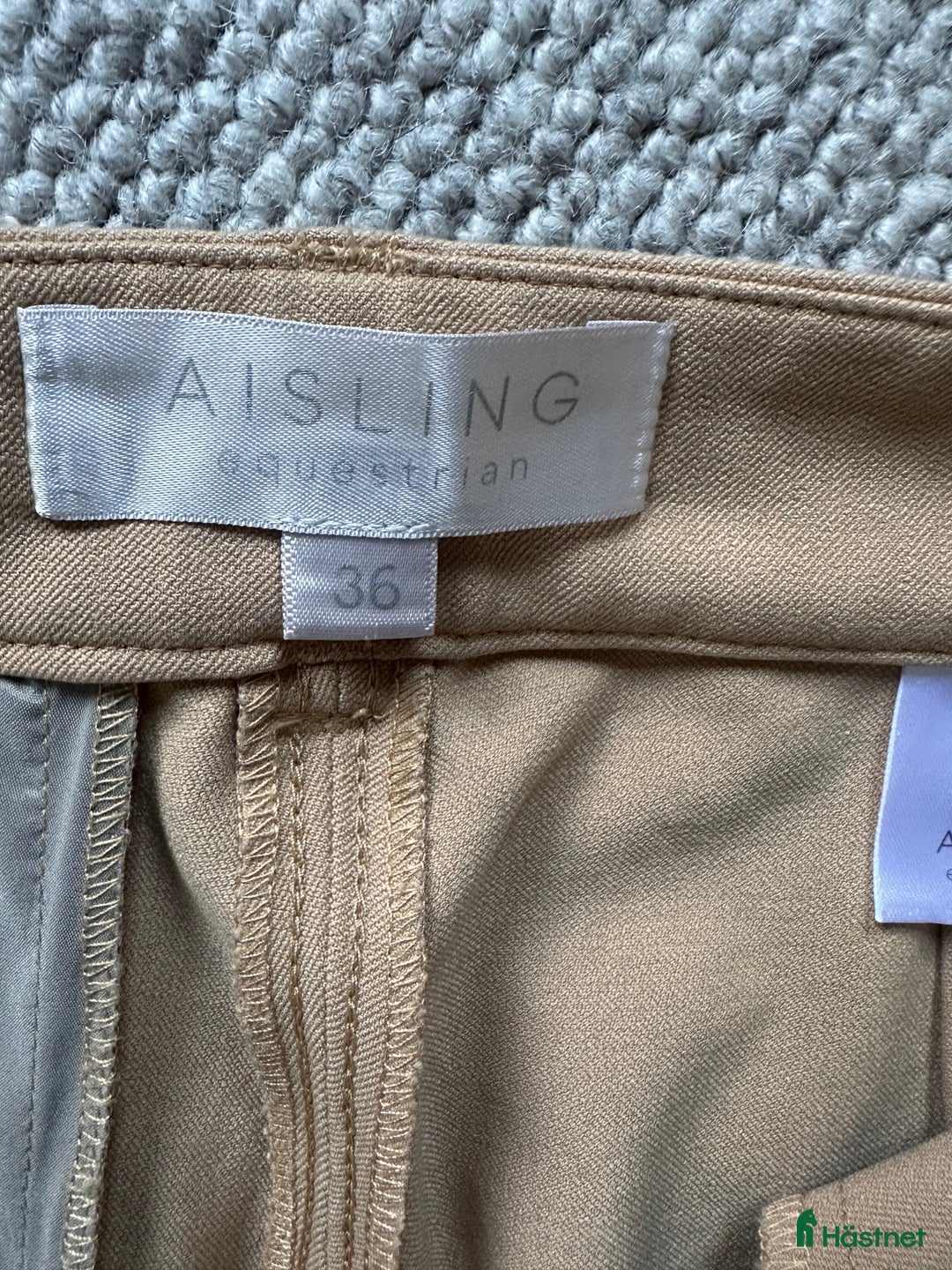 Ridbyxor ryttarutrustning till salu: Ridbyxor från Aisling Equestrian i bra skick! i Bettna - Annons 3