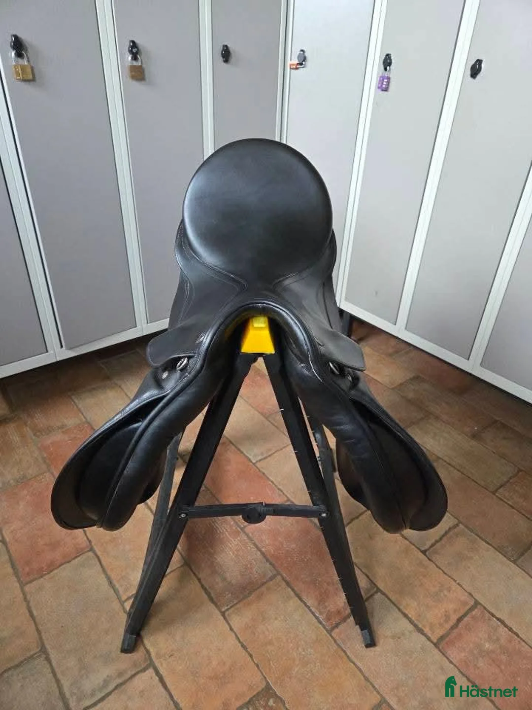 Sadlar hästutrustning till salu: Kvalitetssadel Kieffer München-mycket fint skick - Annons 2