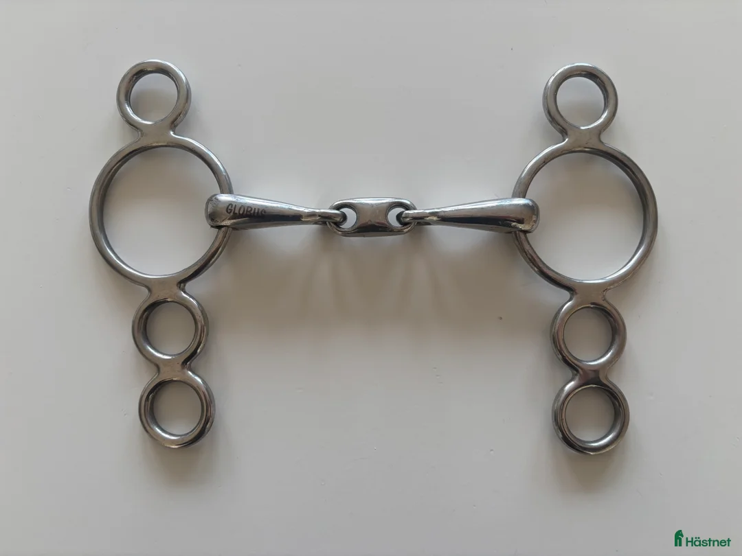 Bett hästutrustning till salu: Pelhambett. Tungfelsbett. Islandsstång - Annons 3