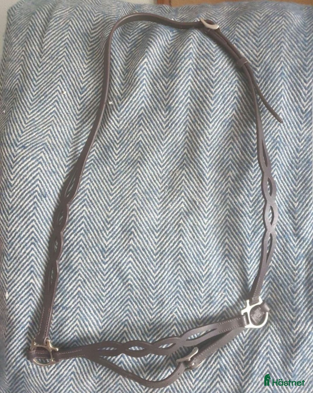 Träns hästutrustning till salu: Nosgrimma Opux cob/full i Timrå - Annons 1