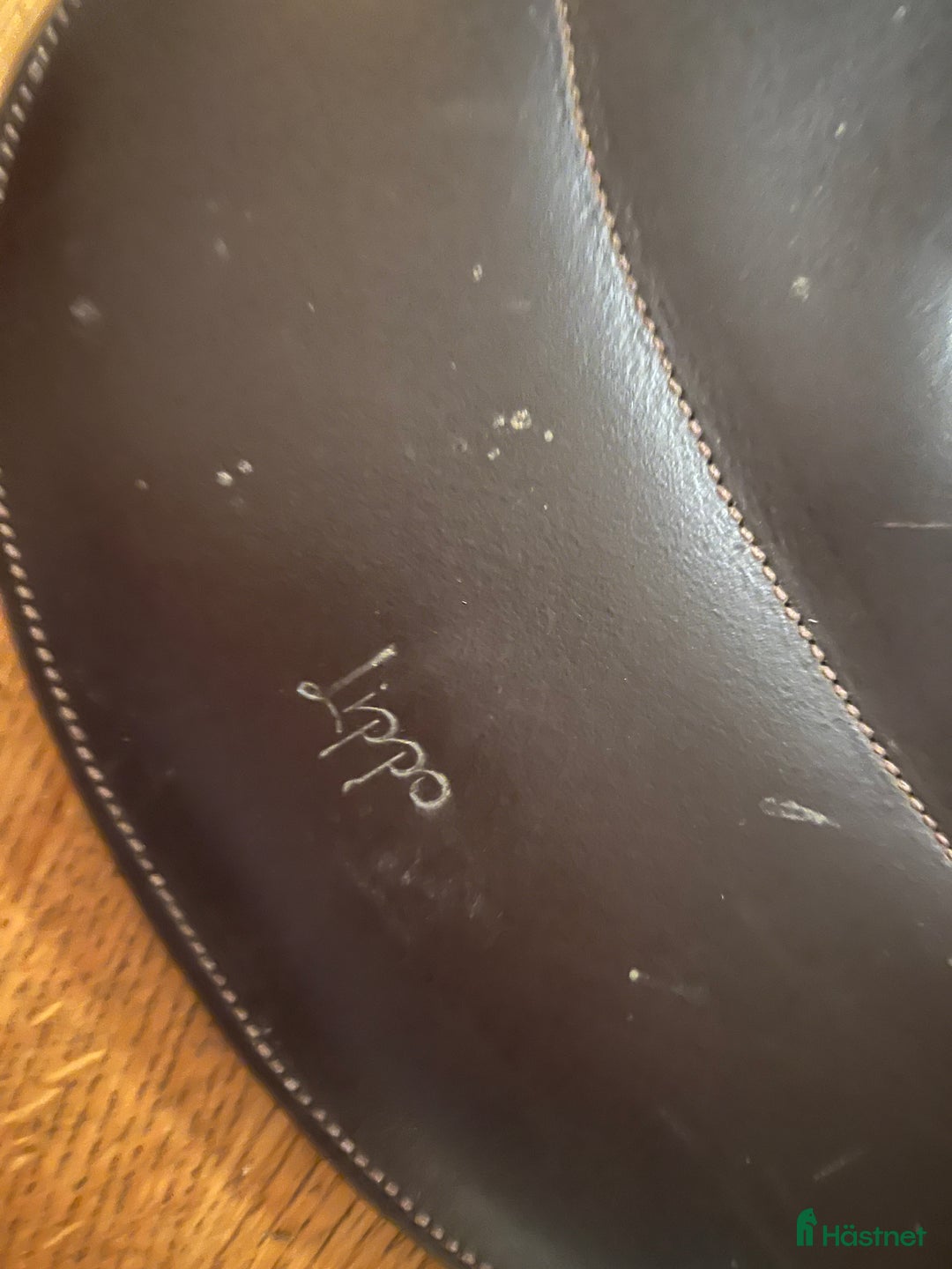 Sadeltillbehör hästutrustning till salu: Lippo magplatta/hoppplatta i Stockholm - Annons 2