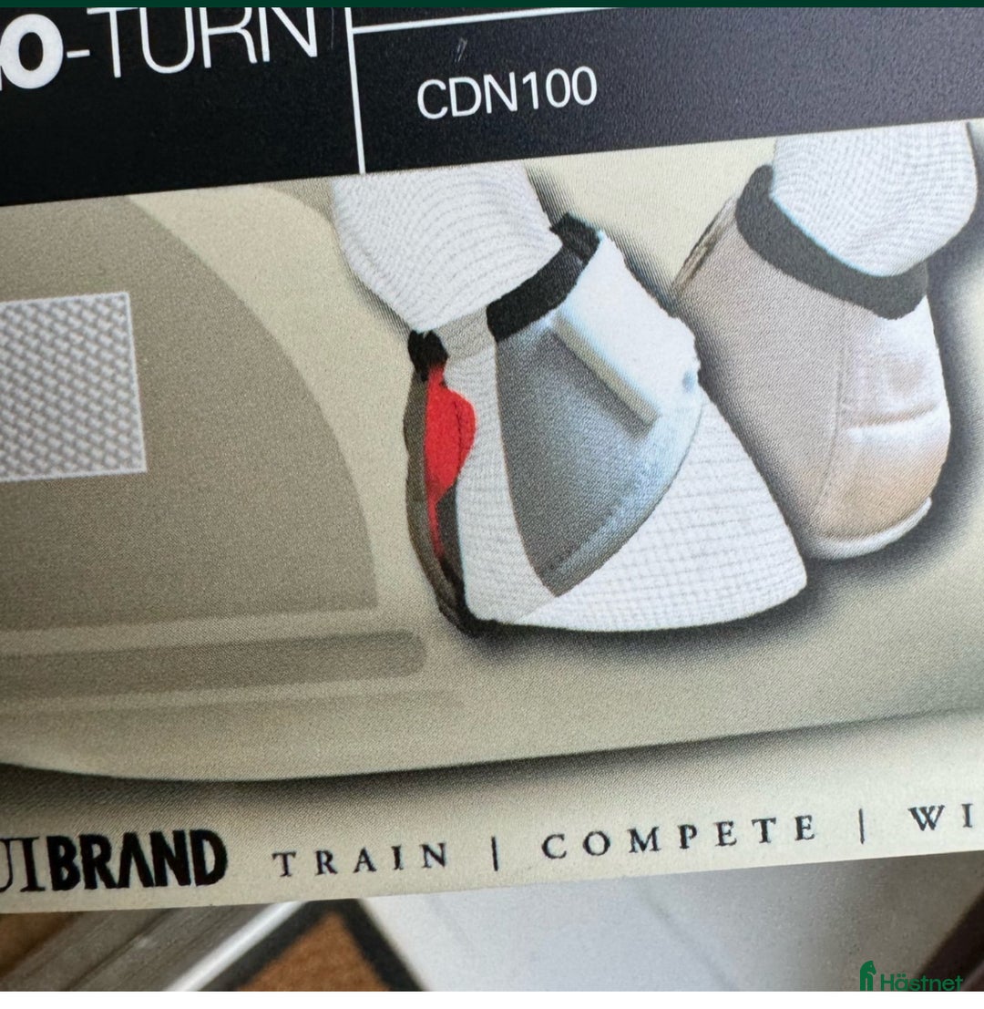 Benskydd hästutrustning till salu: Ett par gröna boots i strl M i Torsåker - Annons 4