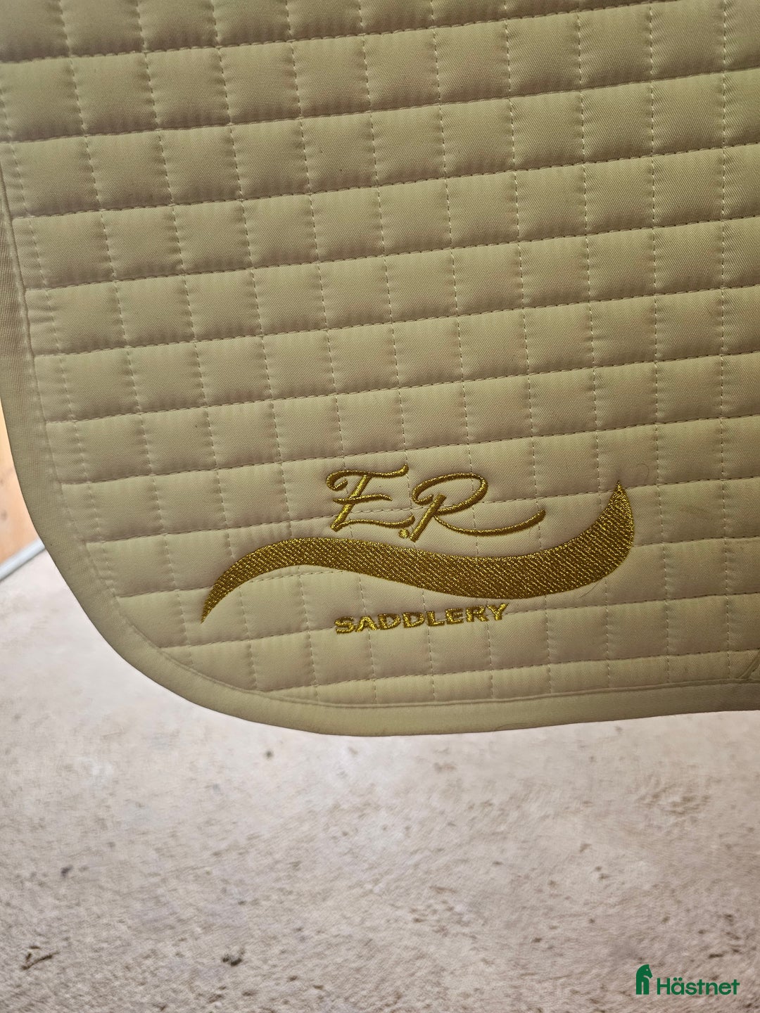 Schabrak & Vojlockar hästutrustning till salu: Superfint lemiux schabrak  i Vetlanda - Annons 2