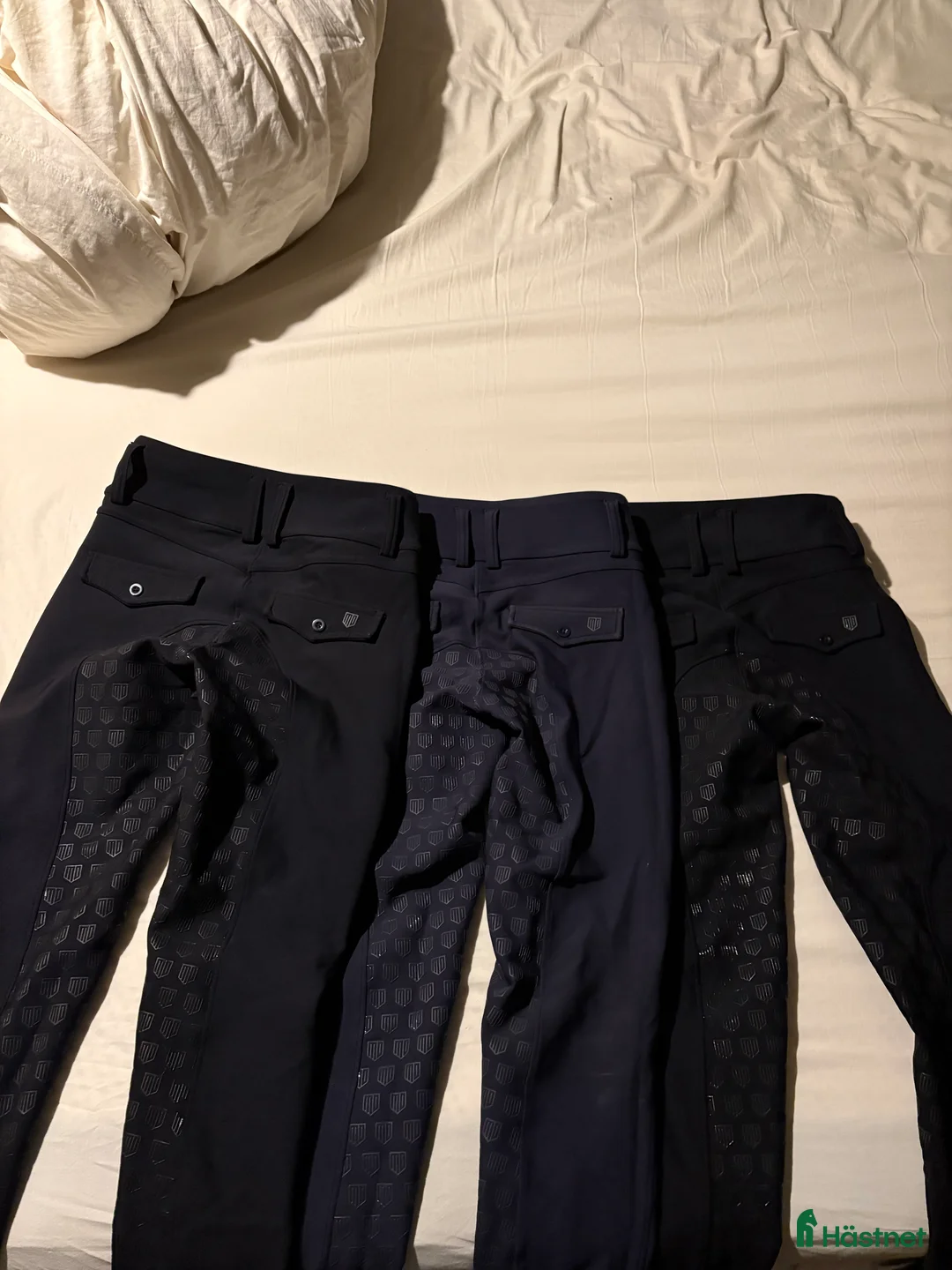 Ridbyxor ryttarutrustning till salu: Nyskick Maya delorez ridbyxor - Annons 1