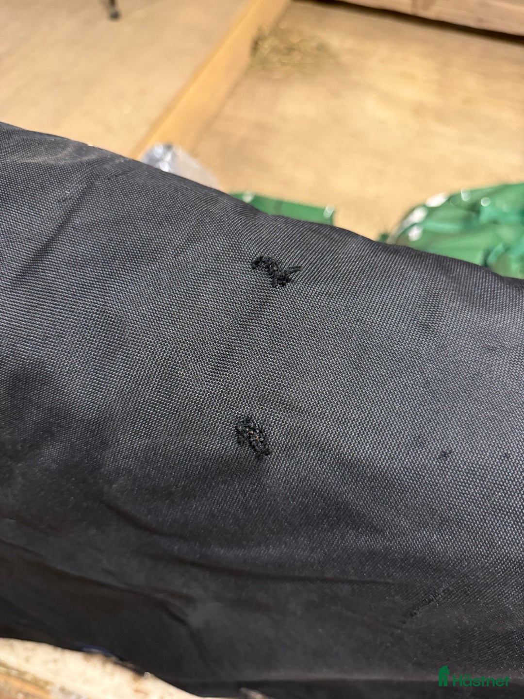 Täcken hästutrustning till salu: Amigo 400 g  i Norrköping - Bild 5
