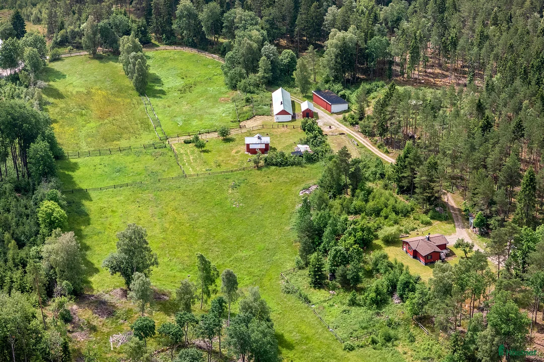  stallplats finnes: 2 boxplatser finnes i Vårgårda i Vårgårda - Annons 1