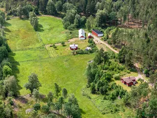 stallplats 2 boxplatser finnes i Vårgårda i Vårgårda - Annons 8