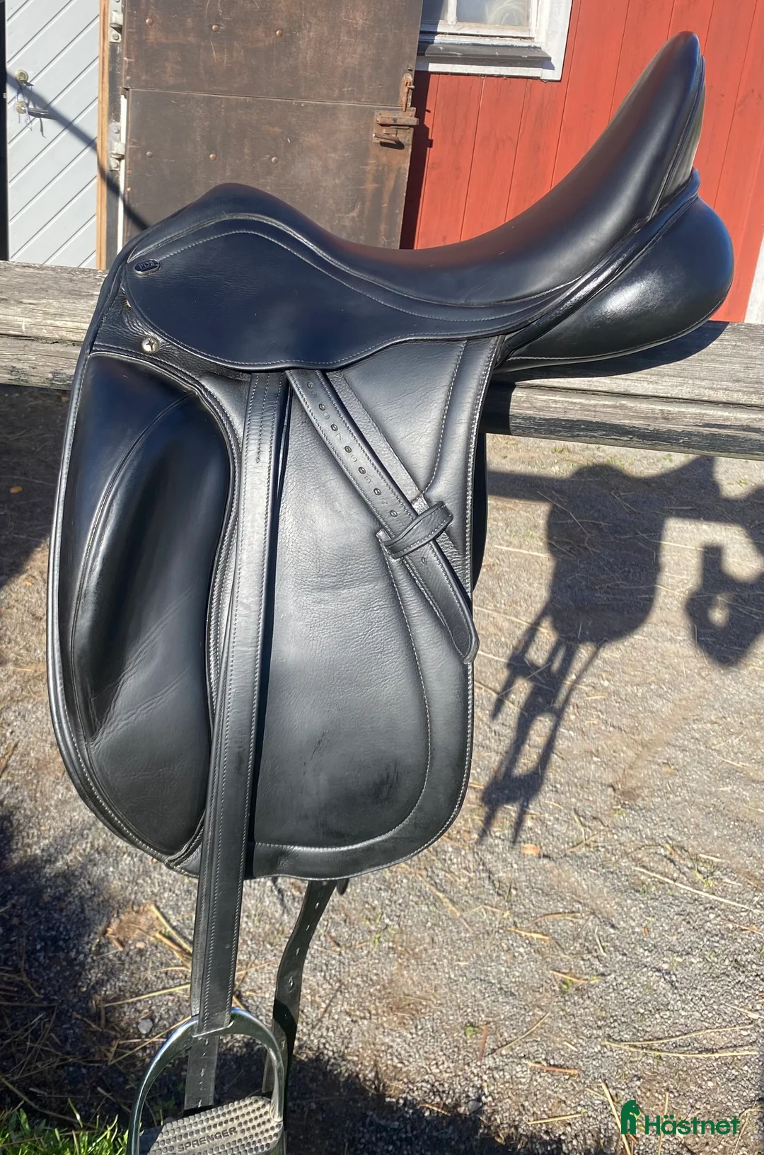 Sadlar hästutrustning till salu: PDS Carl Hester Dressyrsadel i Tenhult - Annons 2