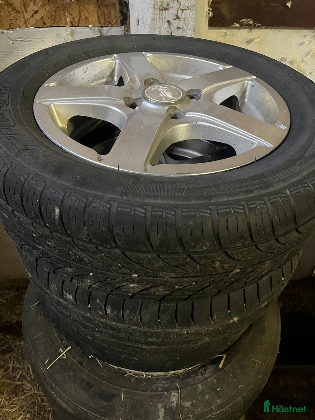 Hästtransporter  fordon & transport till salu: Reservdelar thule i Kristinehamn - Annons 3