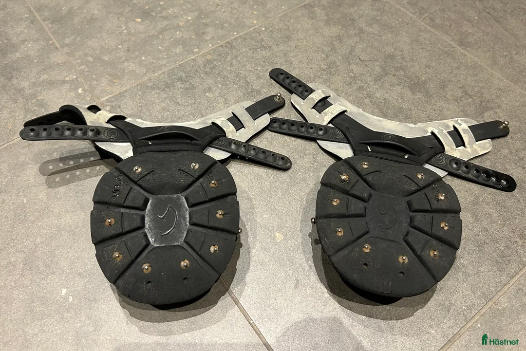 Övrig Hästutrustning hästutrustning till salu: Flex hoof boots 100 broddade - Annons 2