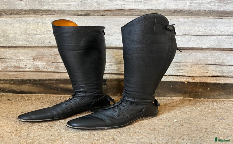 Ridstövlar ryttarutrustning till salu i Krylbo - Annons 12