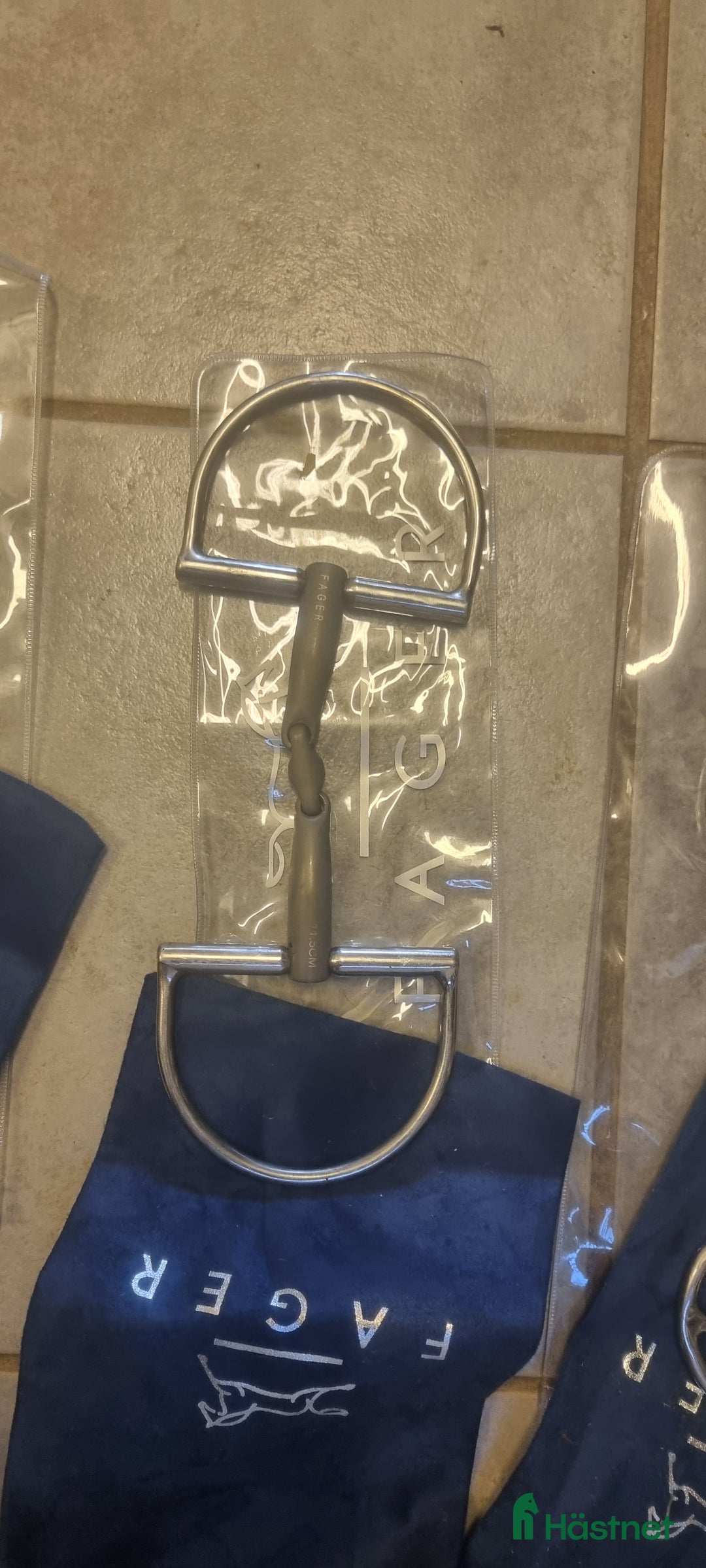 Bett hästutrustning till salu: Fager bett Emil titan D ring i Tyresö - Annons 2