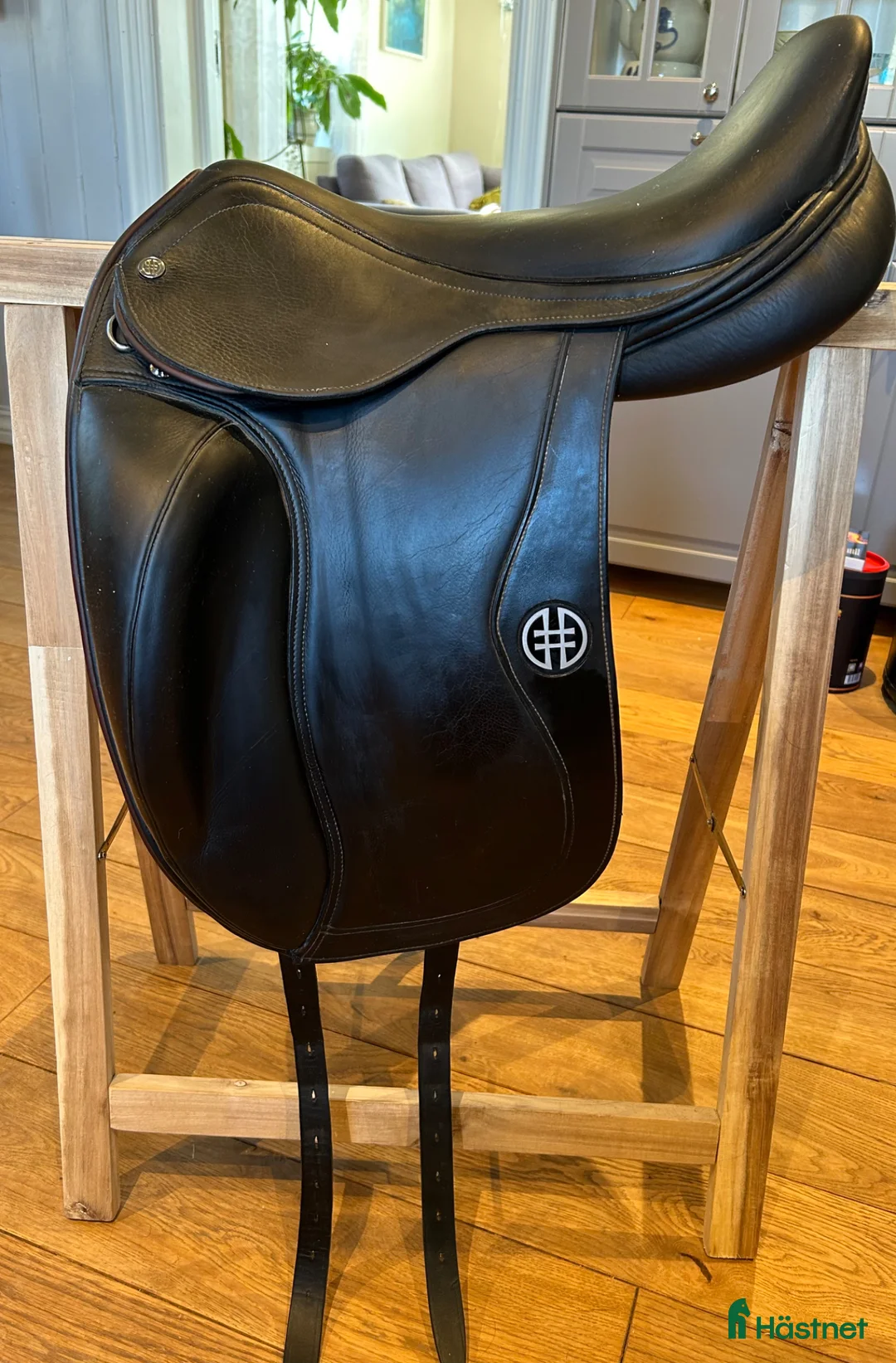 Sadlar hästutrustning till salu: Hrimnir Elite 17" selges - Annons 1