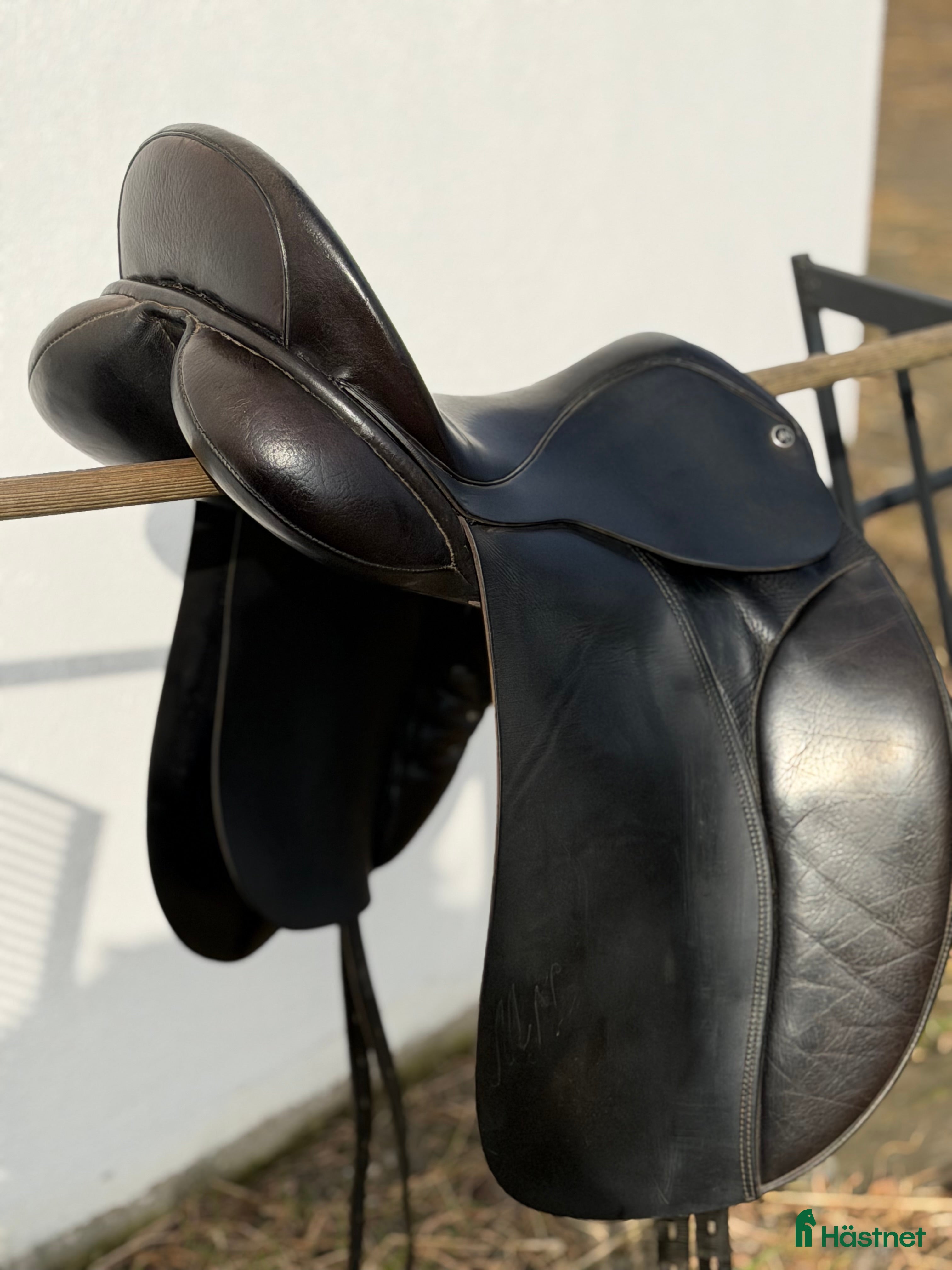 Sadlar hästutrustning Morris & Nolan dressyrsadel - Annons 2