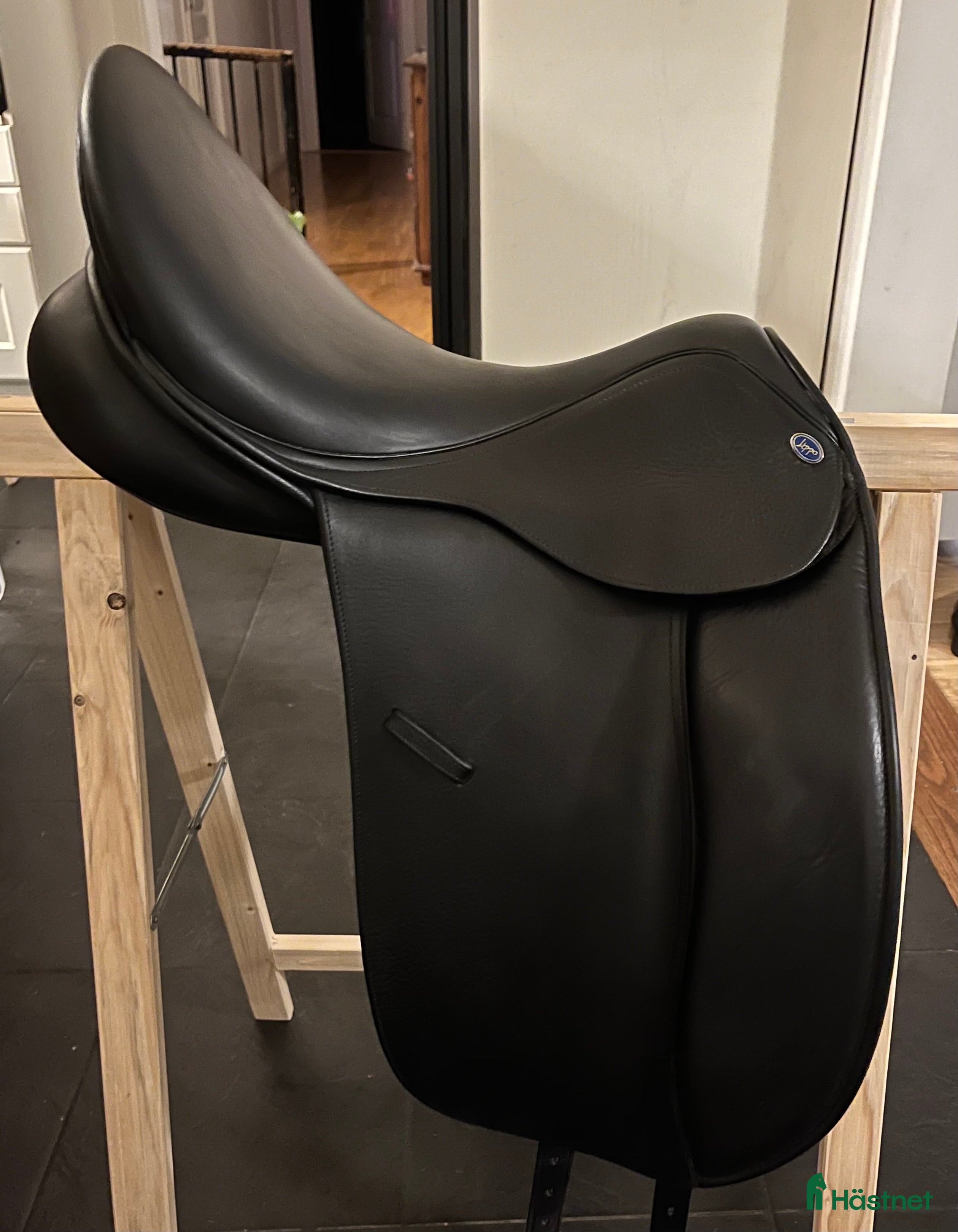 Sadlar hästutrustning till salu: Lippo Vanessa i nyskick i Krylbo - Annons 23