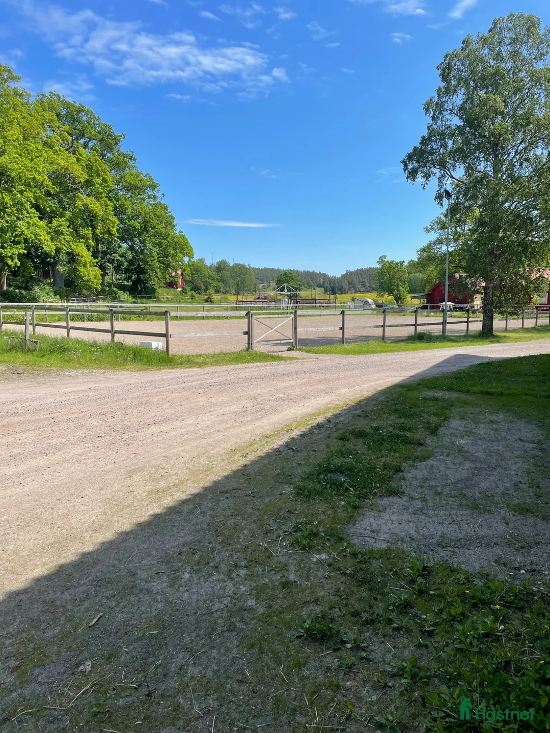  stallplats finnes: Stallplats på Björke Gård - Västerljung i Västerljung - Annons 1