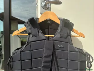 Säkerhetsvästar ryttarutrustning till salu: Säkerhetsväst för barn i Eslöv - Annons 18