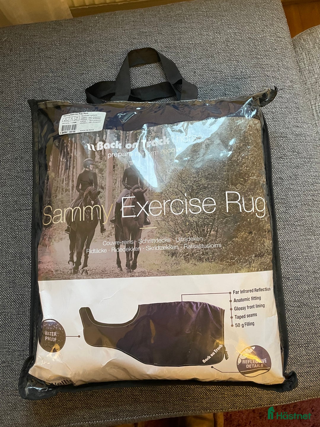 Täcken hästutrustning till salu: Skrittäcke Back on Track i Göteborg - Annons 2