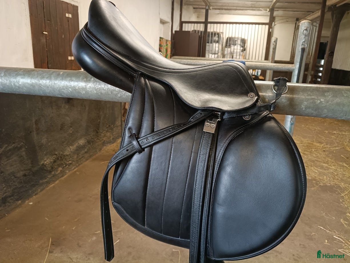 Sadlar hästutrustning Superfin Equipe Special One - Annons 1