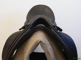 Sadlar hästutrustning till salu: Butet dressyrsadel i Färnäs - Annons 14