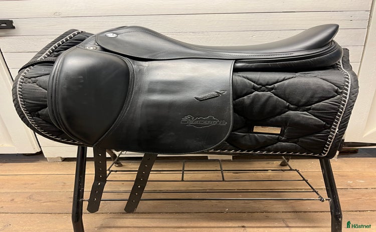Sadlar hästutrustning till salu i Krylbo - Annons 6